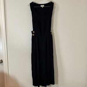 Field Day Black Sleeveless Midi Dress – Size M, Rayon, Button Waist‎ Detail